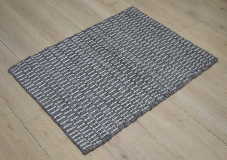 Buy Online Handmade PET YARN RUG