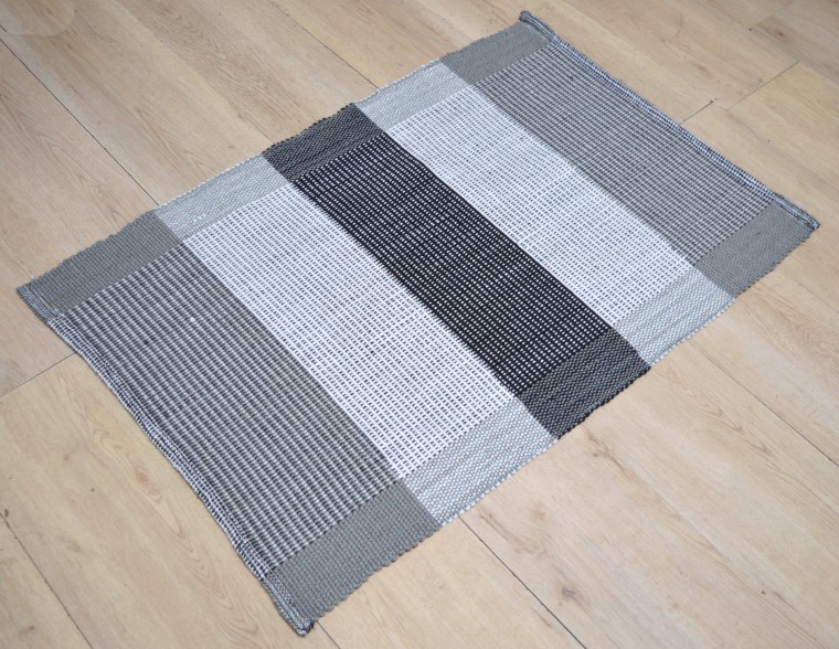 Buy online Handwoven Outdoor Rugs